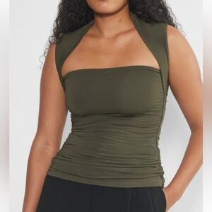 Aritzia original contour dark olive top in size S